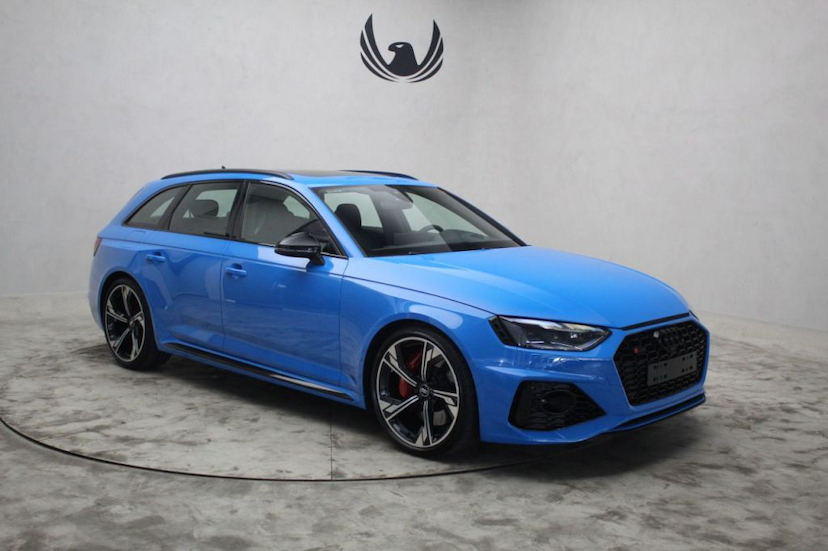 Foto do veículo AUDI RS 4 AVANT QUATTRO 2021 1.416 KM 639.000,00