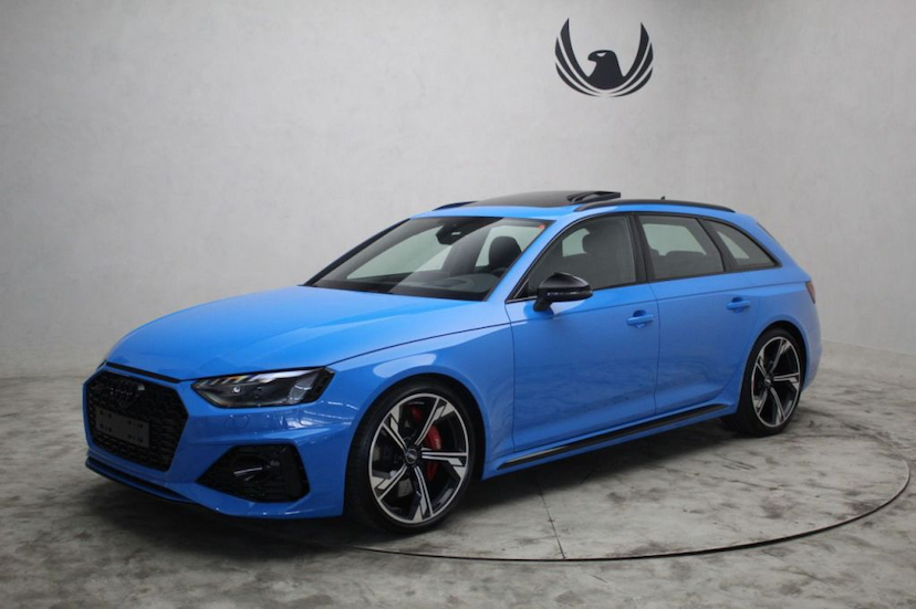 Foto do veículo AUDI RS 4 AVANT QUATTRO 2021 1.416 KM 639.000,00