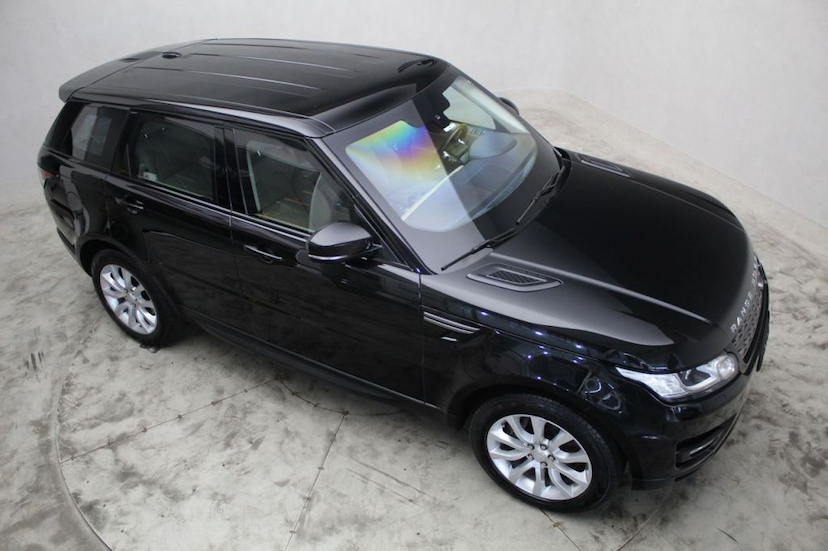 Foto do veículo LAND ROVER RANGE ROVER SPORT SE TDV6 2016 55.600 KM 285.000,00