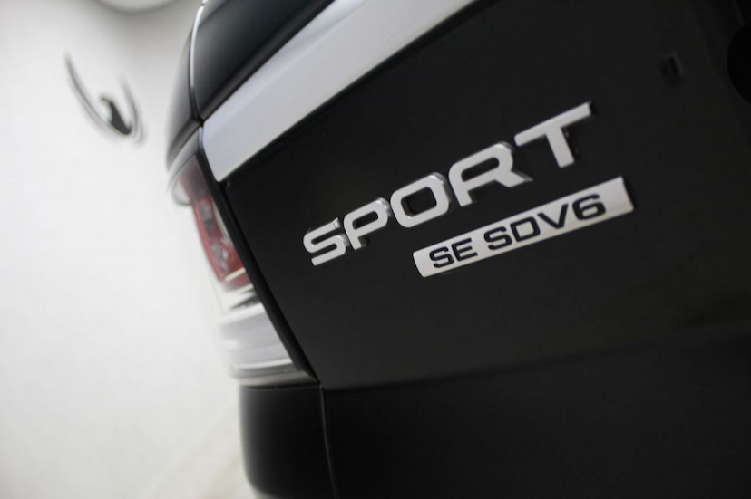 Foto do veículo LAND ROVER RANGE ROVER SPORT SE TDV6 2016 55.600 KM 285.000,00