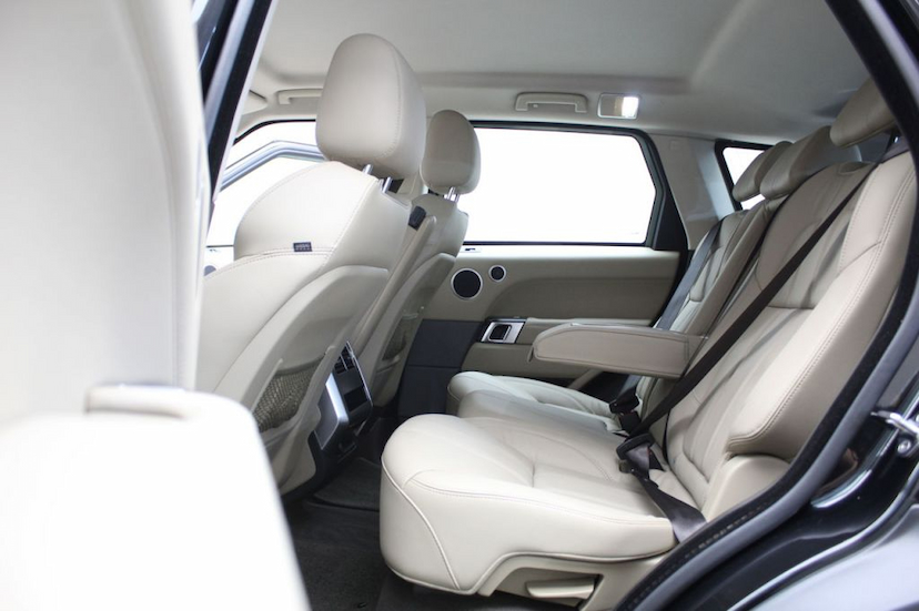 Foto do veículo LAND ROVER RANGE ROVER SPORT SE TDV6 2016 55.600 KM 285.000,00