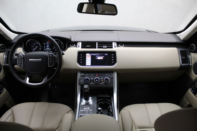 Foto do veículo LAND ROVER RANGE ROVER SPORT SE TDV6 2016 55.600 KM 285.000,00