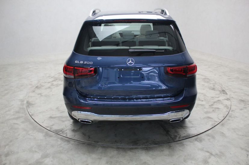 Foto do veículo MERCEDES-BENZ GLB 200 LAUNCH EDITION 2020 0 KM 390.000,00