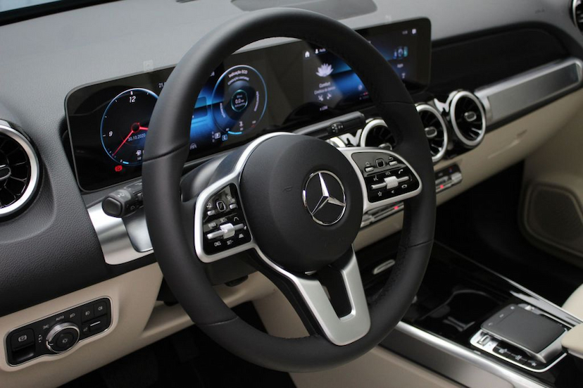 Foto do veículo MERCEDES-BENZ GLB 200 LAUNCH EDITION 2020 0 KM 390.000,00