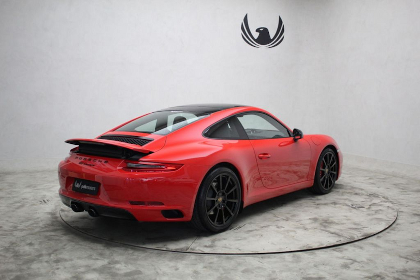 Foto do veículo PORSCHE 911 CARRERA 2018 6.192 KM 620.000,00