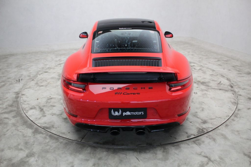 Foto do veículo PORSCHE 911 CARRERA 2018 6.192 KM 620.000,00