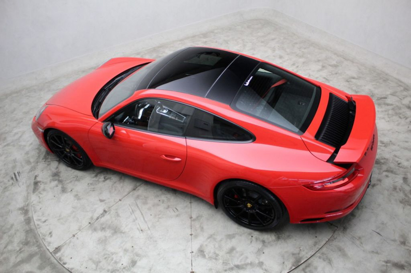 Foto do veículo PORSCHE 911 CARRERA 2018 6.192 KM 620.000,00