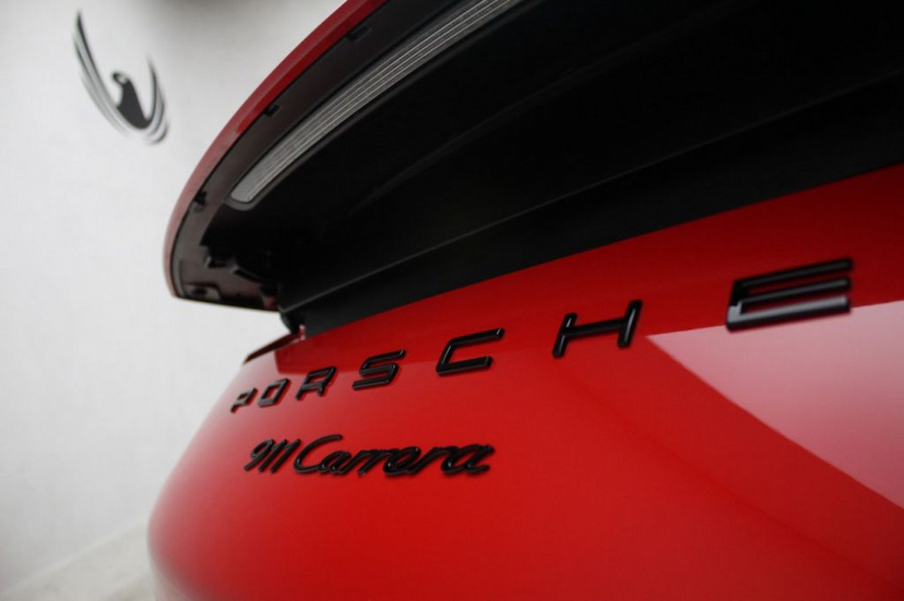 Foto do veículo PORSCHE 911 CARRERA 2018 6.192 KM 620.000,00