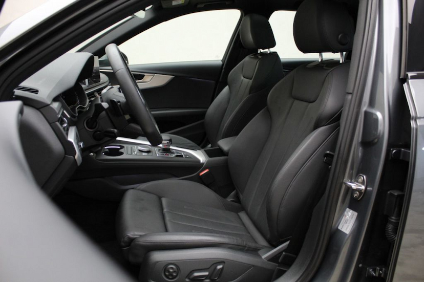 Foto do veículo AUDI A4 AVANT PRESTIGE PLUS 2019 12.600 KM 195.000,00