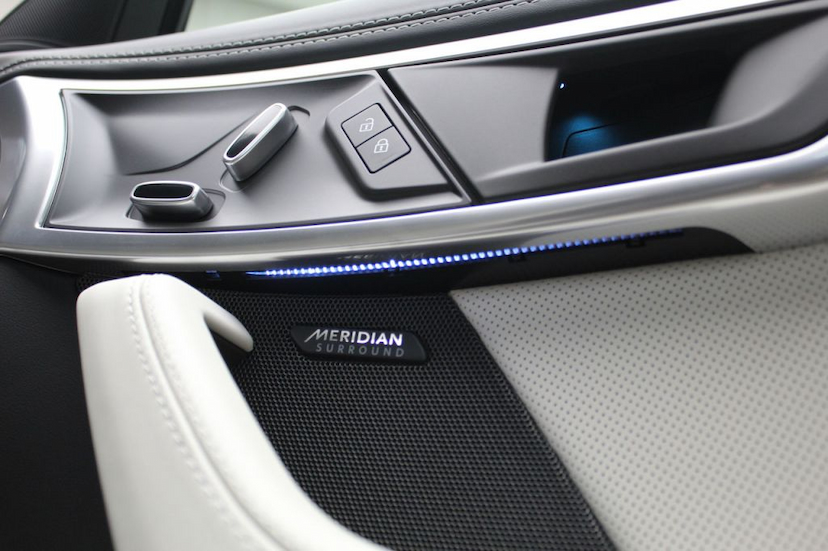 Foto do veículo JAGUAR F TYPE P300 R-DYNAMIC S CABRIO 2021 12 KM 549.000,00