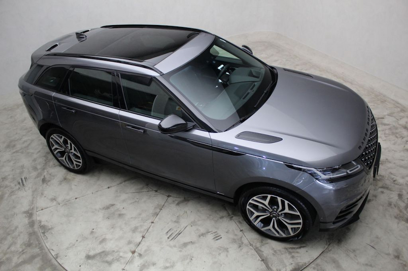 Foto do veículo LAND ROVER RANGE ROVER VELAR P250 SE R DYNAMIC 2018 16.871 KM 369.000,00