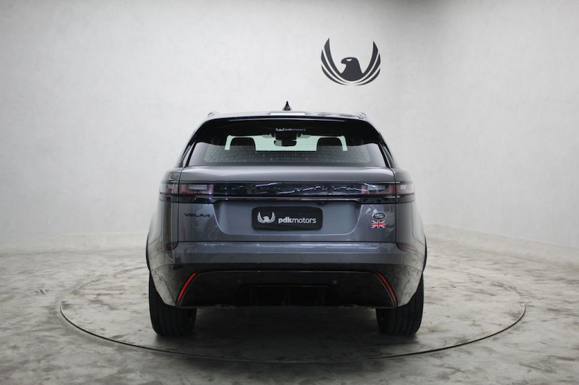 Foto do veículo LAND ROVER RANGE ROVER VELAR P250 SE R DYNAMIC 2018 16.871 KM 369.000,00