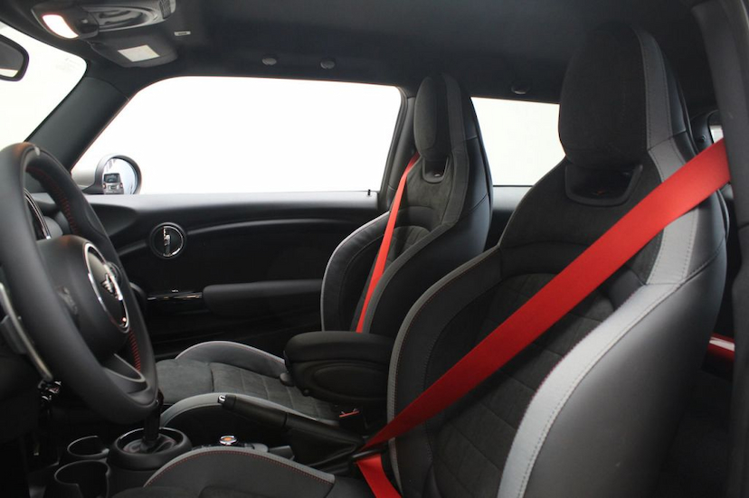 Foto do veículo MINI COOPER JCW GP-3 2021 35 KM 360.000,00