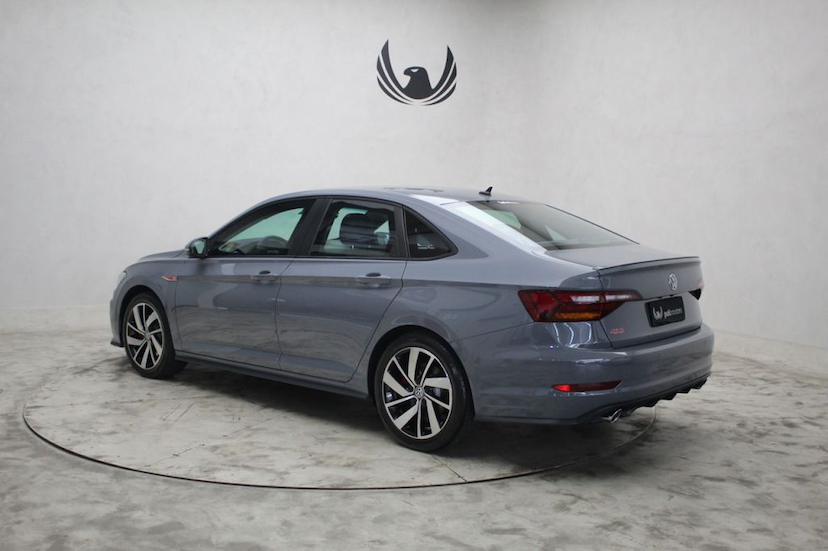 Foto do veículo VOLKSWAGEN JETTA GLI 2020 354 KM 235.000,00