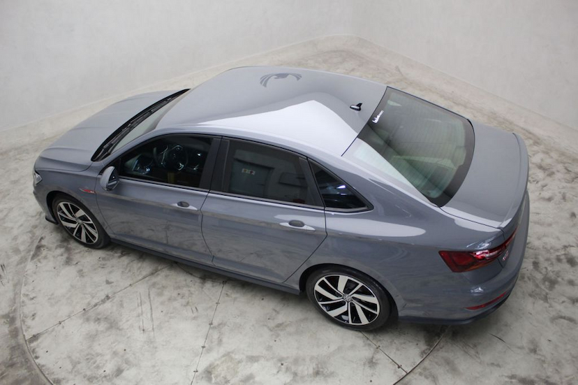 Foto do veículo VOLKSWAGEN JETTA GLI 2020 354 KM 235.000,00