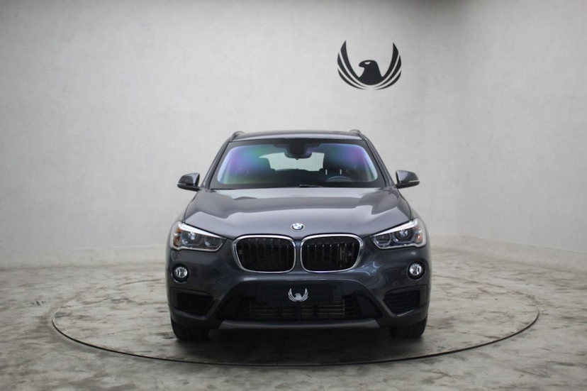 Foto do veículo BMW X1 2.0 GP 2018 30.300 KM 195.000,00