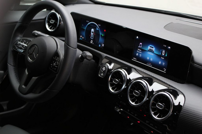 Foto do veículo MERCEDES-BENZ A200 SEDAN STYLE 2020 7.060 KM 199.000,00