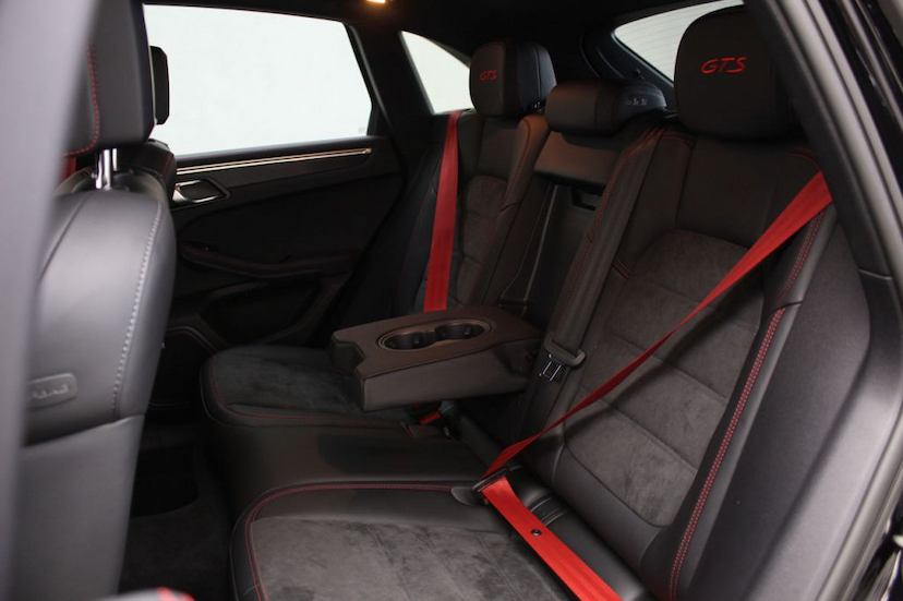Foto do veículo PORSCHE MACAN GTS 2020 6.100 KM 610.000,00