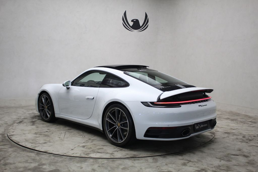 Foto do veículo PORSCHE 911 CARRERA 2021 1.420 KM 849.000,00
