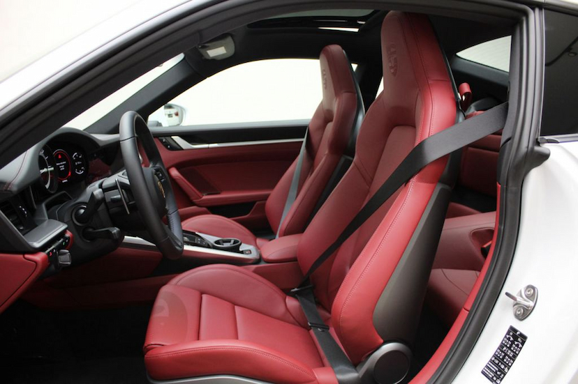 Foto do veículo PORSCHE 911 CARRERA 2021 1.420 KM 849.000,00