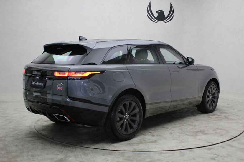 Foto do veículo LAND ROVER RANGE ROVER VELAR P380 SE R-DYNAMIC 2018 8.950 KM 489.000,00