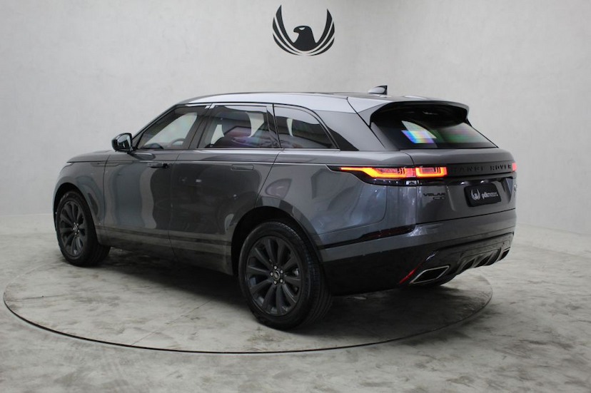 Foto do veículo LAND ROVER RANGE ROVER VELAR P380 SE R-DYNAMIC 2018 8.950 KM 489.000,00