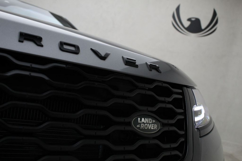 Foto do veículo LAND ROVER RANGE ROVER VELAR P380 SE R-DYNAMIC 2018 8.950 KM 489.000,00