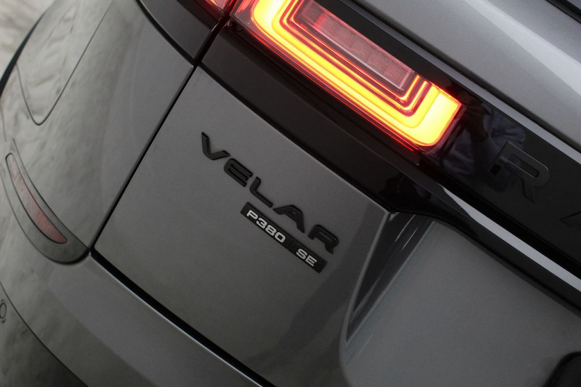Foto do veículo LAND ROVER RANGE ROVER VELAR P380 SE R-DYNAMIC 2018 8.950 KM 489.000,00