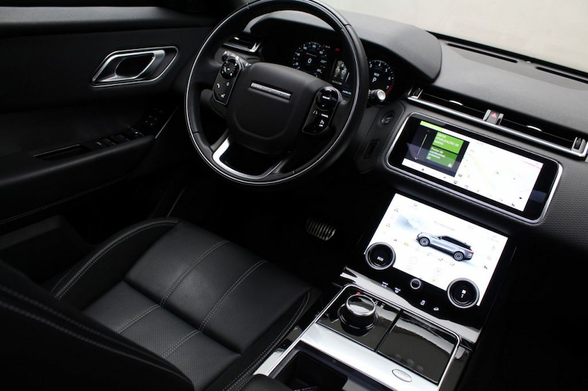 Foto do veículo LAND ROVER RANGE ROVER VELAR P380 SE R-DYNAMIC 2018 8.950 KM 489.000,00