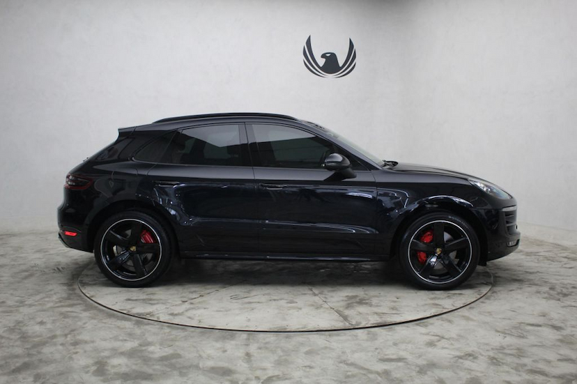 Foto do veículo PORSCHE MACAN TURBO 2015 26.063 KM 349.000,00