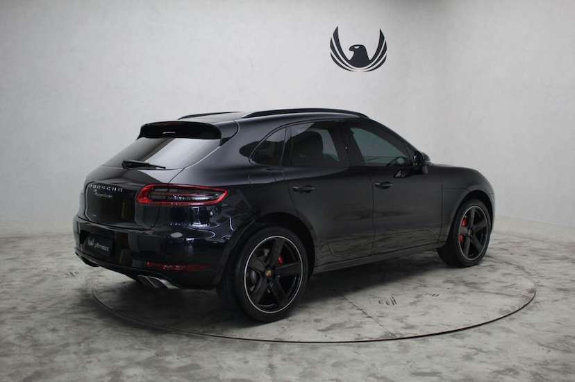 Foto do veículo PORSCHE MACAN TURBO 2015 26.063 KM 349.000,00