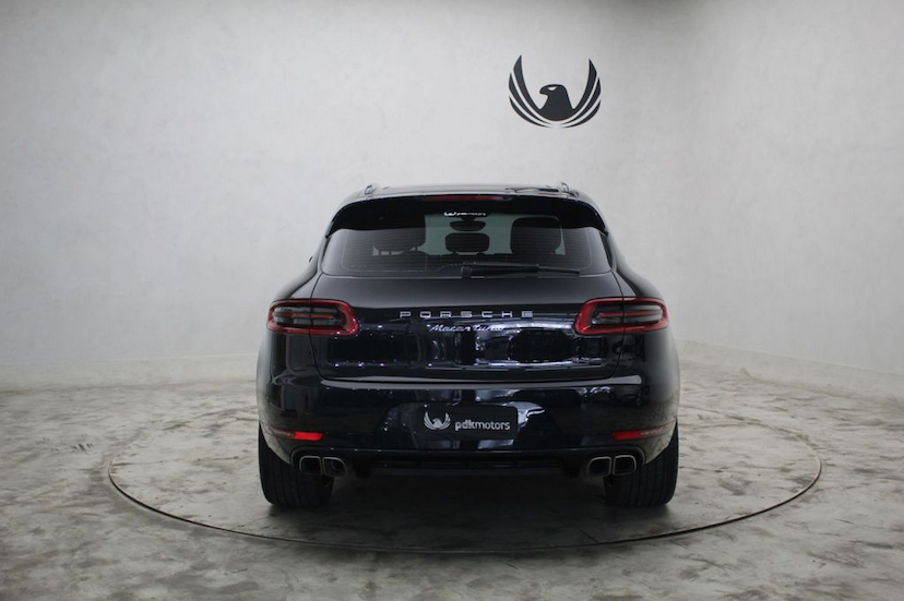 Foto do veículo PORSCHE MACAN TURBO 2015 26.063 KM 349.000,00