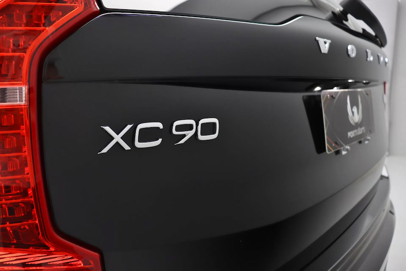 Foto do veículo VOLVO XC90 T8 RECHARGE ULTIMATE DARK | 7 LUGARES 2024 1.900 KM 679.000,00