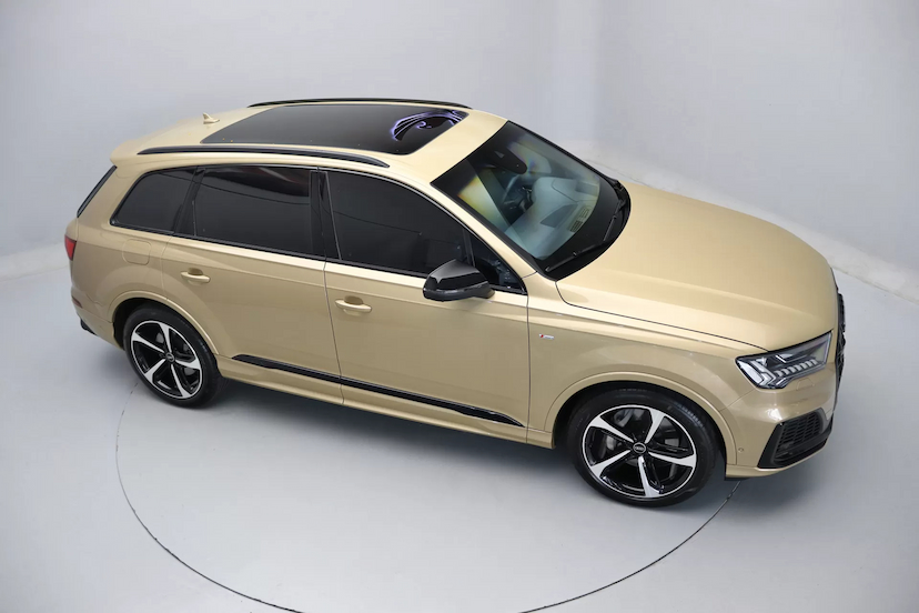 Foto do veículo AUDI Q7 TFSI S-LINE | 7 LUGARES 2021 23.000 KM 649.000,00