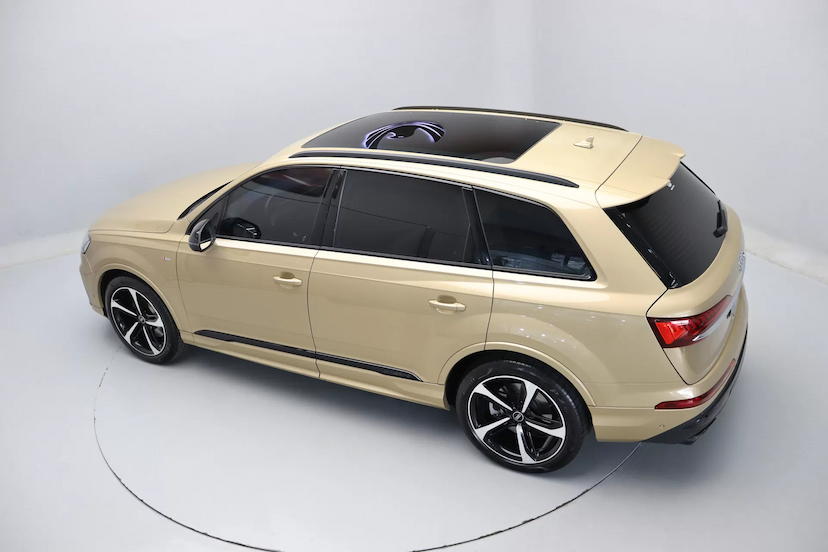 Foto do veículo AUDI Q7 TFSI S-LINE | 7 LUGARES 2021 23.000 KM 649.000,00