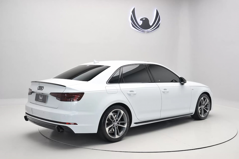 Foto do veículo AUDI A4 LIMITED EDITION 2018 40.440 KM 149.900,00