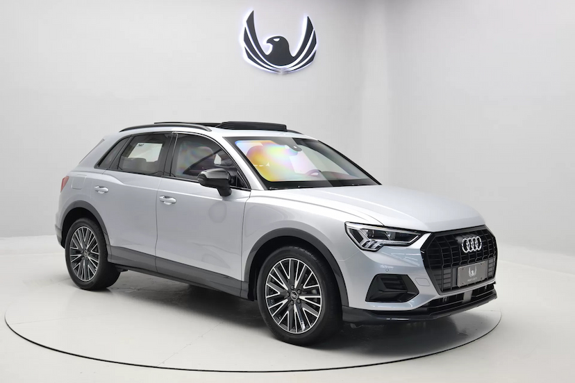 Foto do veículo AUDI Q3 BLACK 2021 10.300 KM 295.000,00