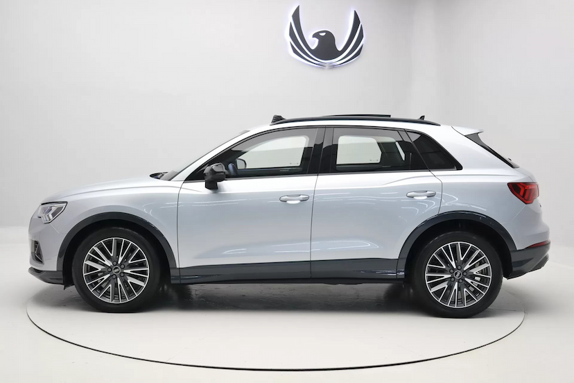 Foto do veículo AUDI Q3 BLACK 2021 10.300 KM 295.000,00