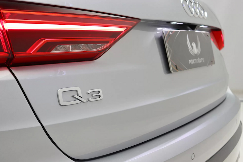 Foto do veículo AUDI Q3 BLACK 2021 10.300 KM 295.000,00