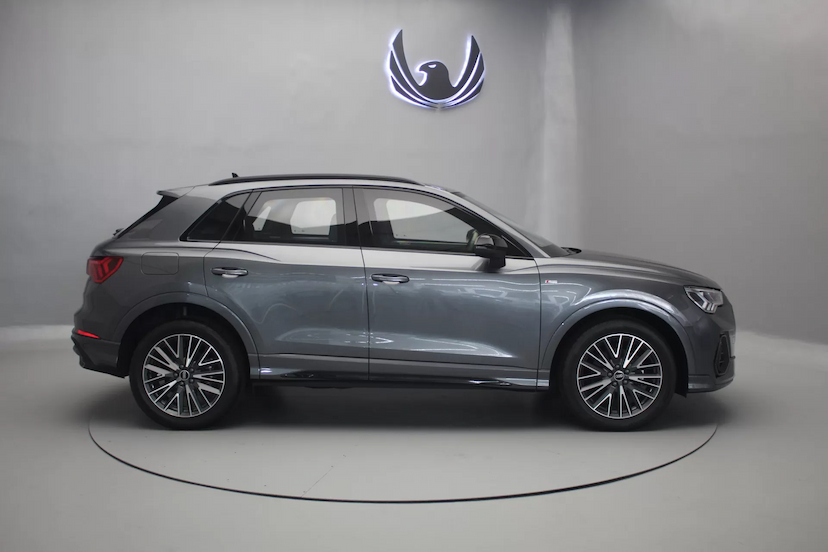 Foto do veículo AUDI Q3 BLACK S LINE 2021 0 KM 348.000,00