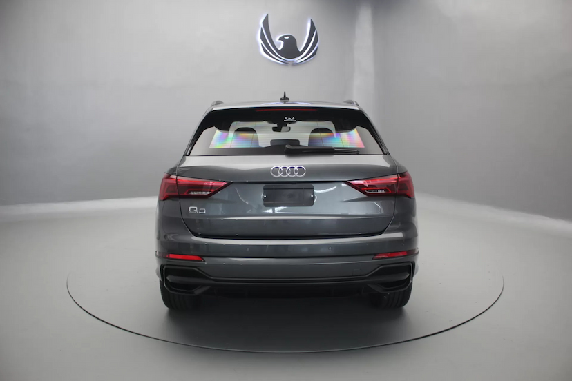 Foto do veículo AUDI Q3 BLACK S LINE 2021 0 KM 348.000,00