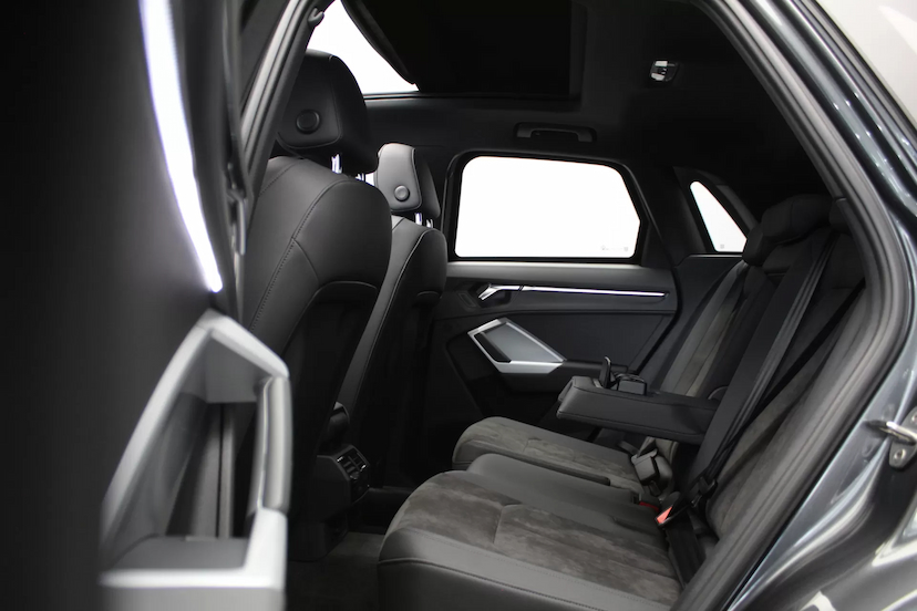 Foto do veículo AUDI Q3 BLACK S LINE 2021 0 KM 348.000,00
