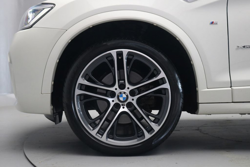Foto do veículo BMW X4 35I M SPORT 2015 34.000 KM 219.000,00
