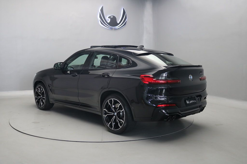 Foto do veículo BMW X4 M COMPETITION 2021 1.950 KM 730.000,00