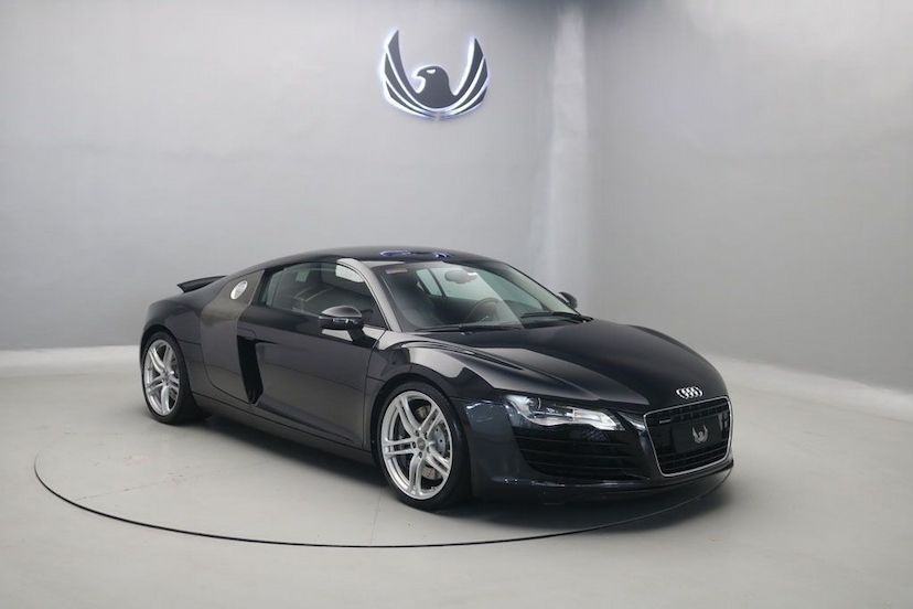 Foto do veículo AUDI R8 V8 COUPE QUATTRO 2008 32.750 KM 390.000,00