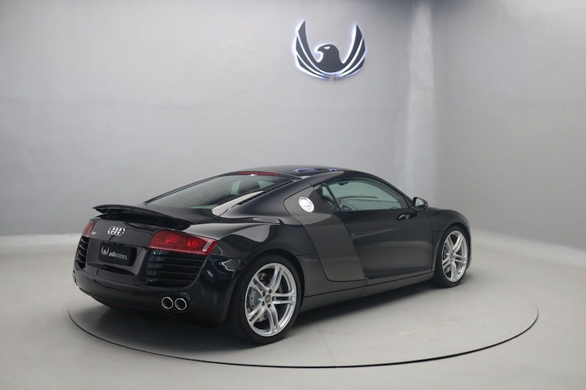 Foto do veículo AUDI R8 V8 COUPE QUATTRO 2008 32.750 KM 390.000,00