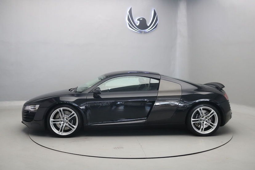 Foto do veículo AUDI R8 V8 COUPE QUATTRO 2008 32.750 KM 390.000,00