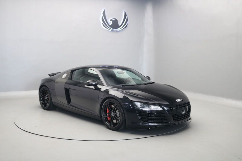 Foto do veículo AUDI R8 V8 COUPE QUATTRO 2009 47.990 KM 389.000,00