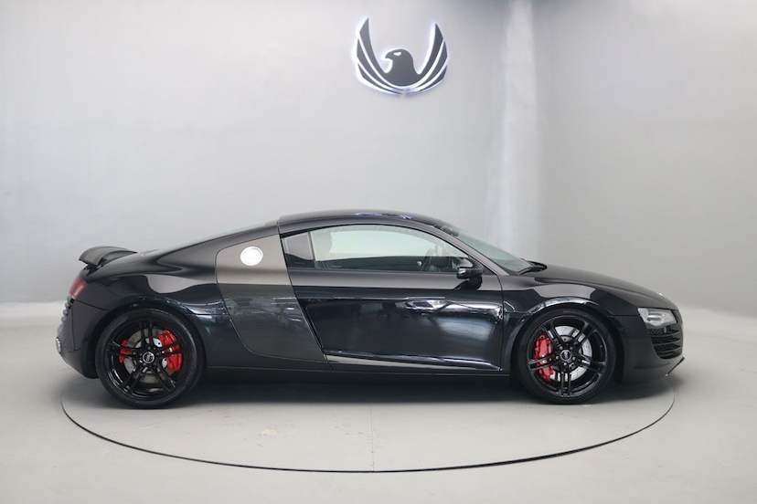 Foto do veículo AUDI R8 V8 COUPE QUATTRO 2009 47.990 KM 389.000,00