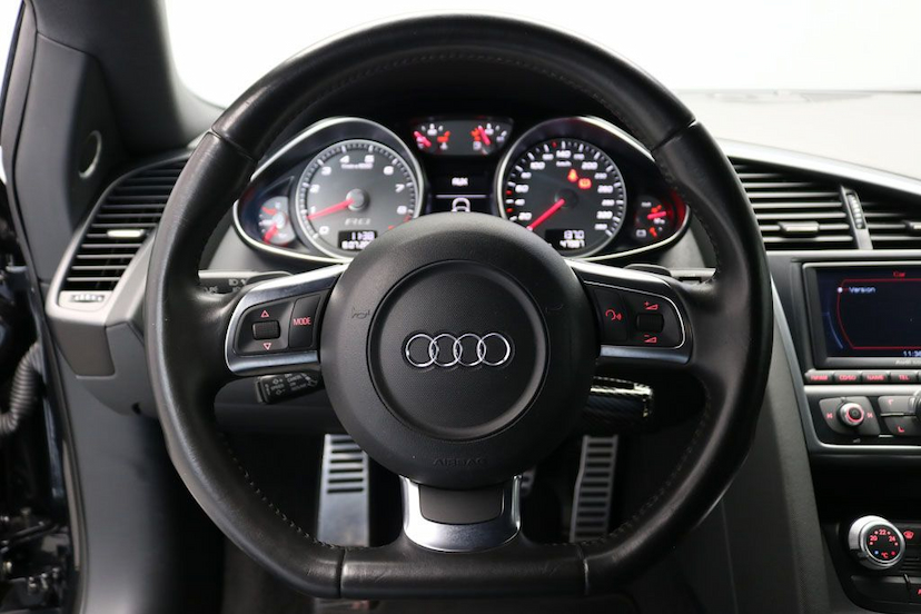 Foto do veículo AUDI R8 V8 COUPE QUATTRO 2009 47.990 KM 389.000,00